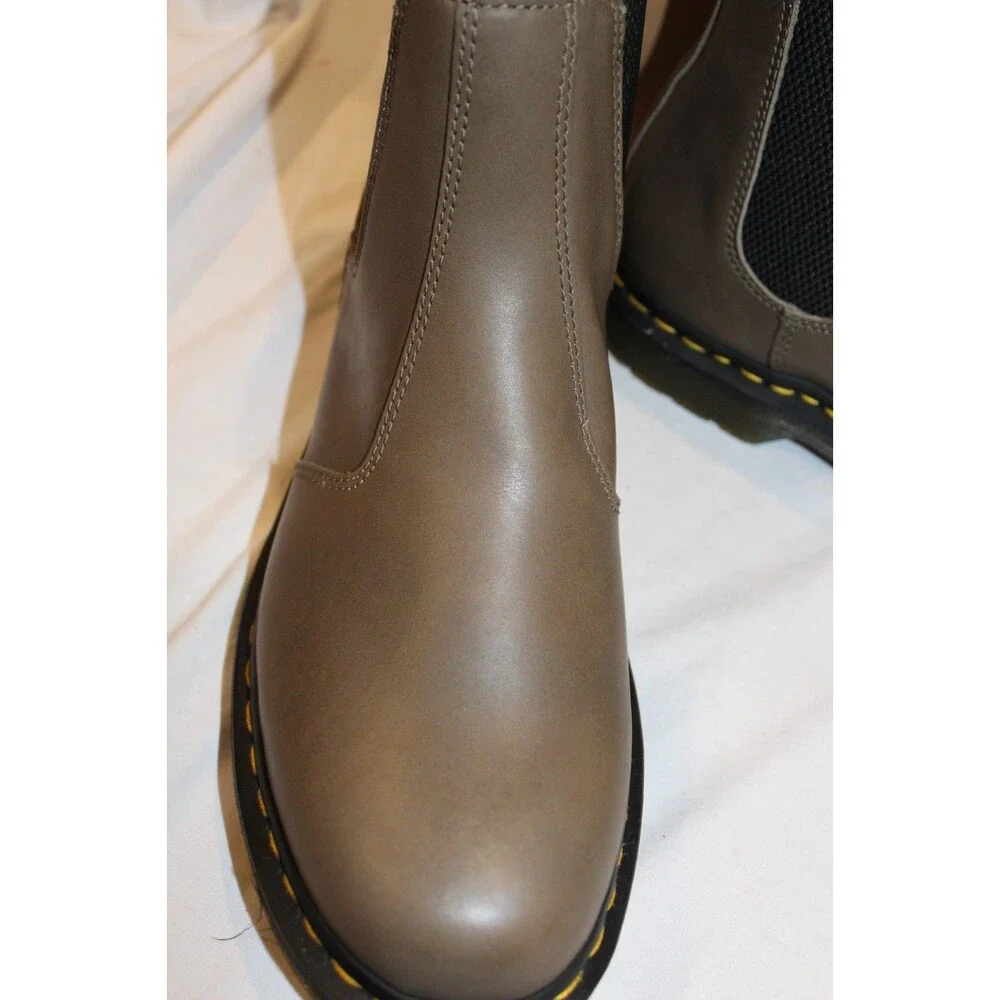 Dr. Martens 2976 Chelsea Boots 11 US 44 EU Olive Carrera Leather NIB $180 - Picture 5 of 8
